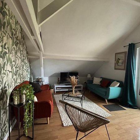 Une Ambiance Cosy Avec Jardin Privatif Nassandres Экстерьер фото